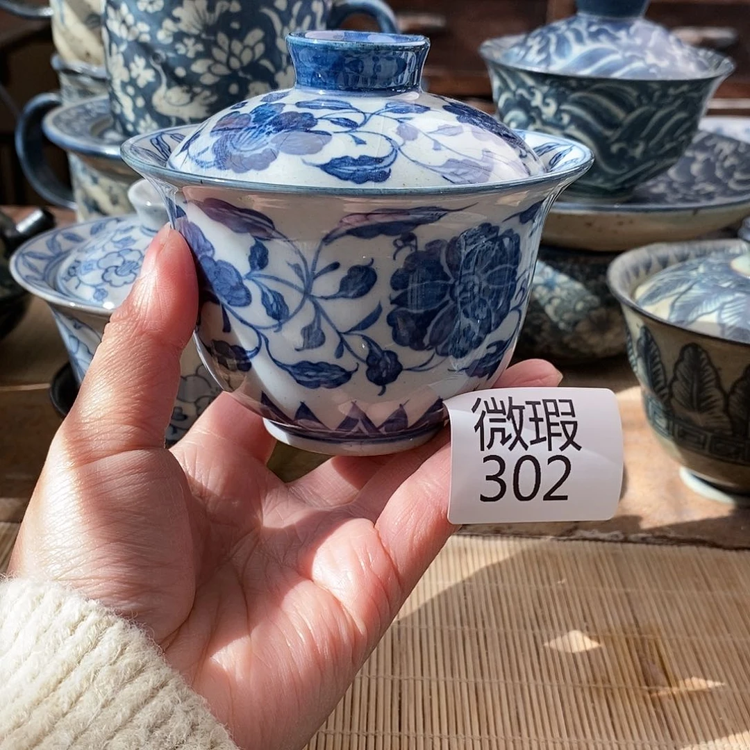 手工手绘青花陶瓷