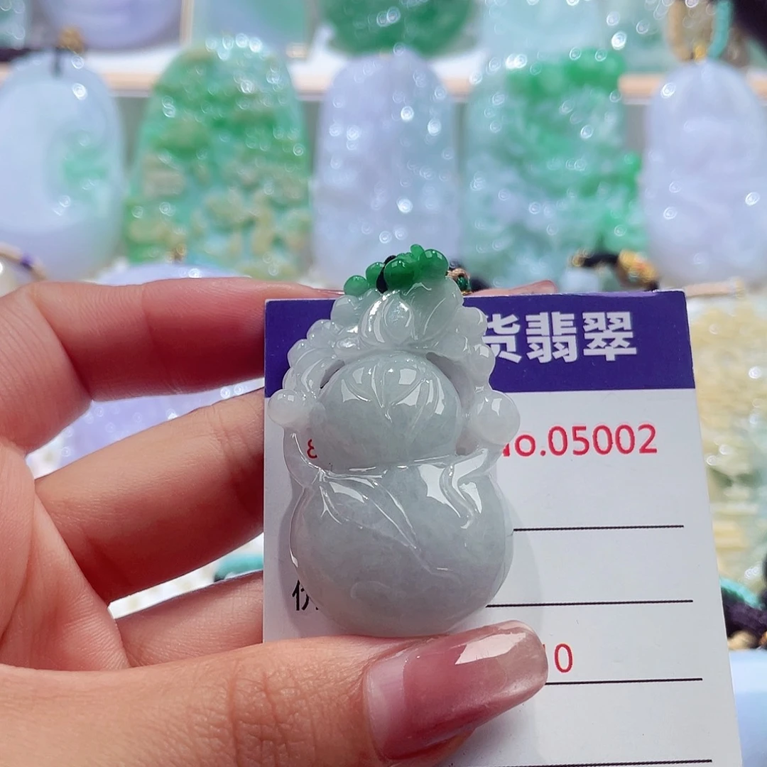 颈饰未镶嵌翡翠葫芦