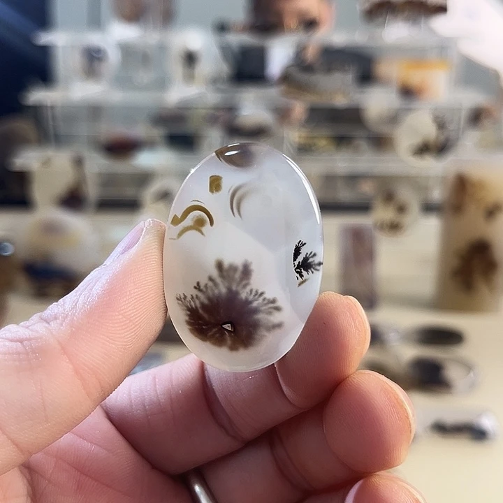 玛瑙/玉髓吊坠(不含链)未镶嵌不****名