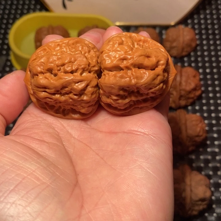 快***！文玩核桃把件四开细腰大八腿蛙王