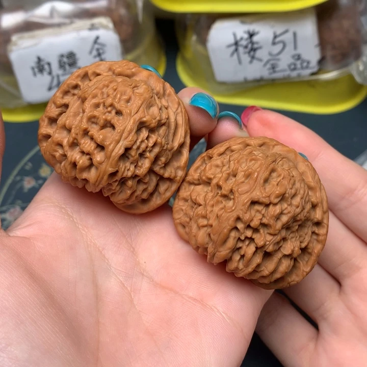 文玩核桃把件45-26131-0