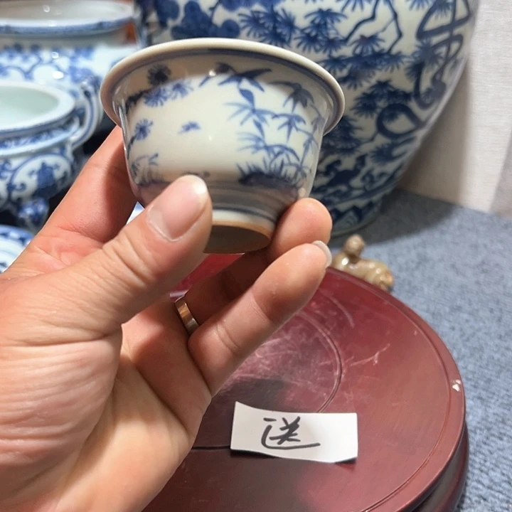 摆件瓷看****华青花花卉纹饰主人杯