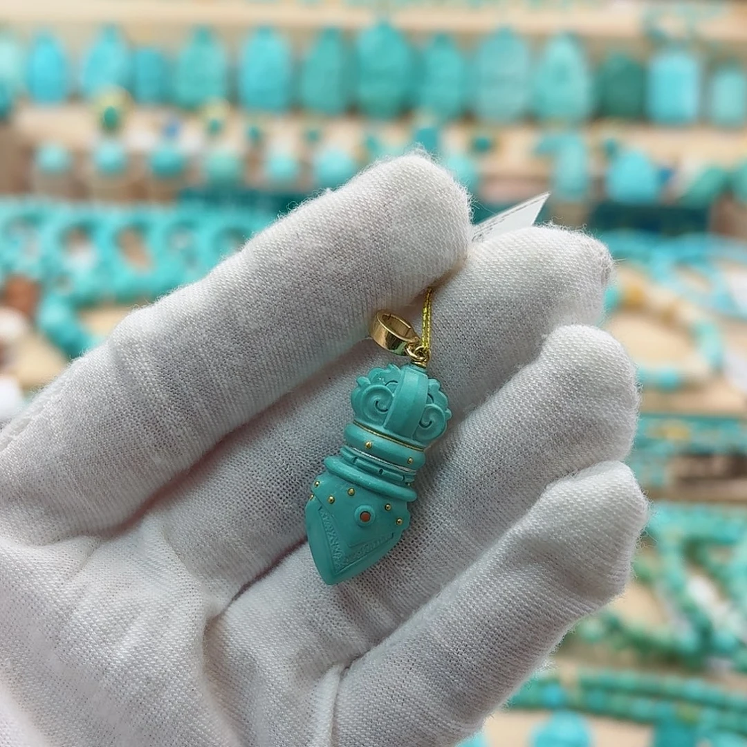 绿松石18K金镶嵌珠宝奇石