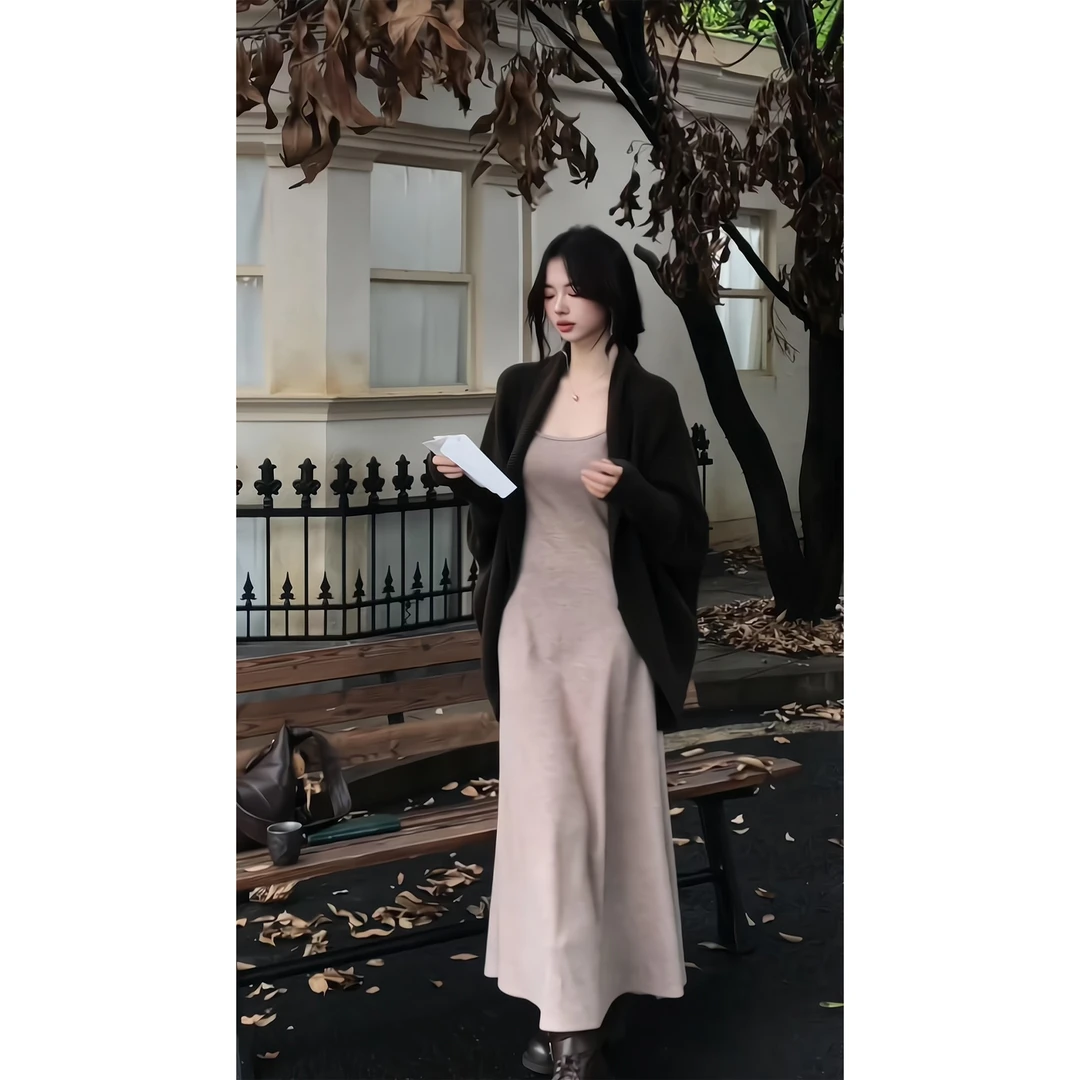 秋季韩系松弛感垂感吊带连衣裙收腰背心裙长袖开衫外套针织衫毛衣