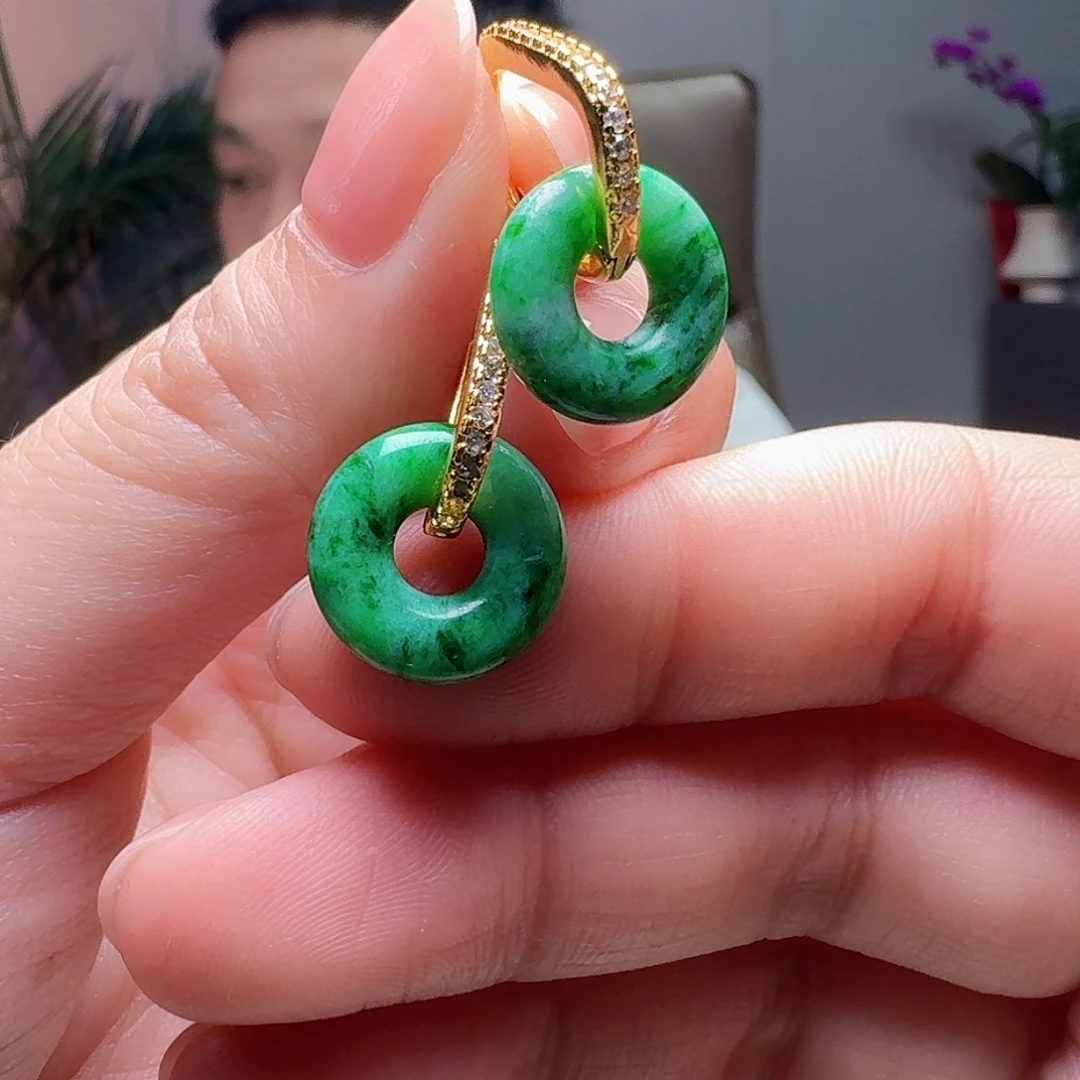 翡翠未镶嵌耳饰天然