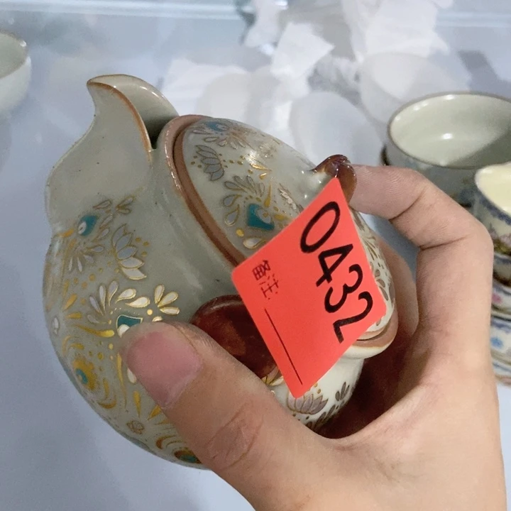 茶具微瑕，介意勿拍