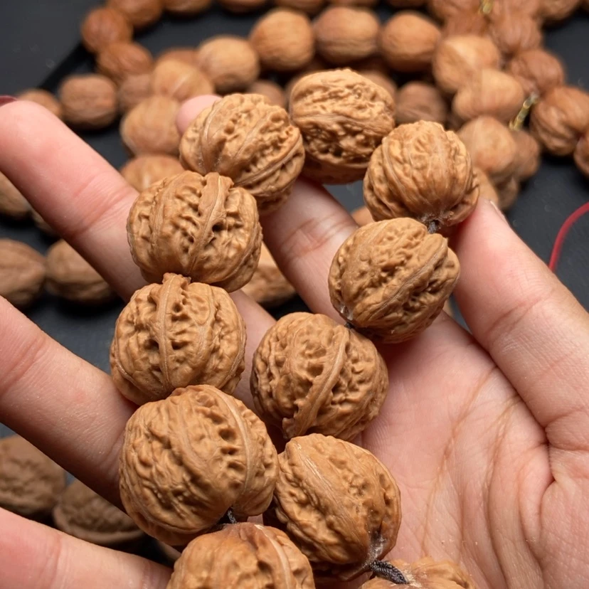 【闪购商品】手串文玩核桃大****工