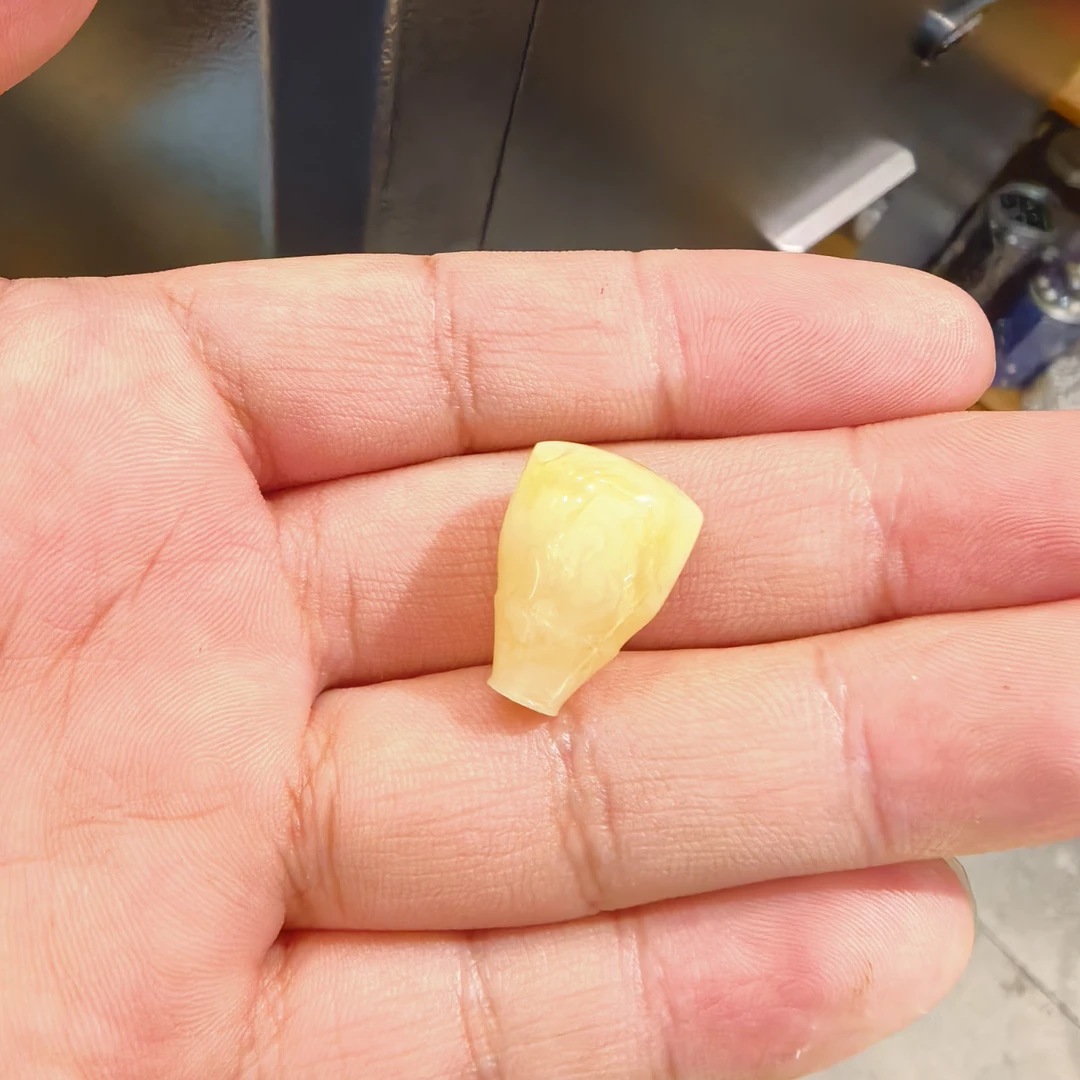 天然琥珀蜜蜡三通