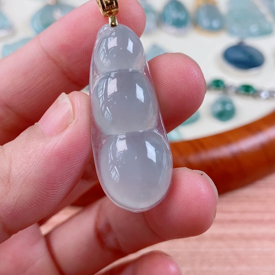 翡翠未镶嵌颈饰天然翡翠a货