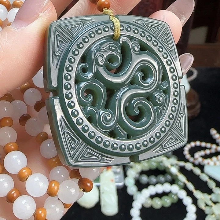 和田玉未镶嵌颈饰定制发货