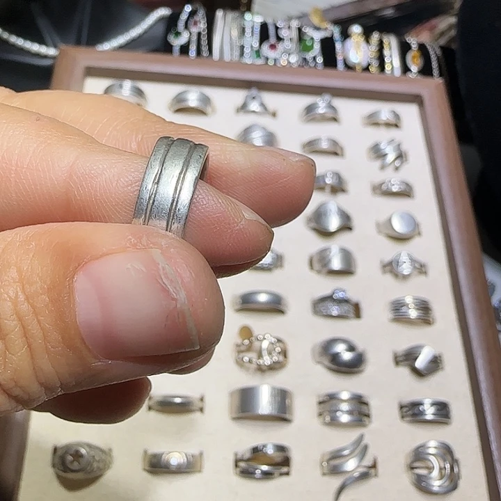 陶N****n陶瓷制品和其他