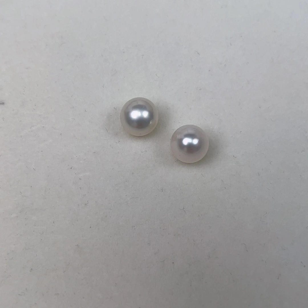 18K金镶嵌耳饰海水珍珠澳白10-11mm