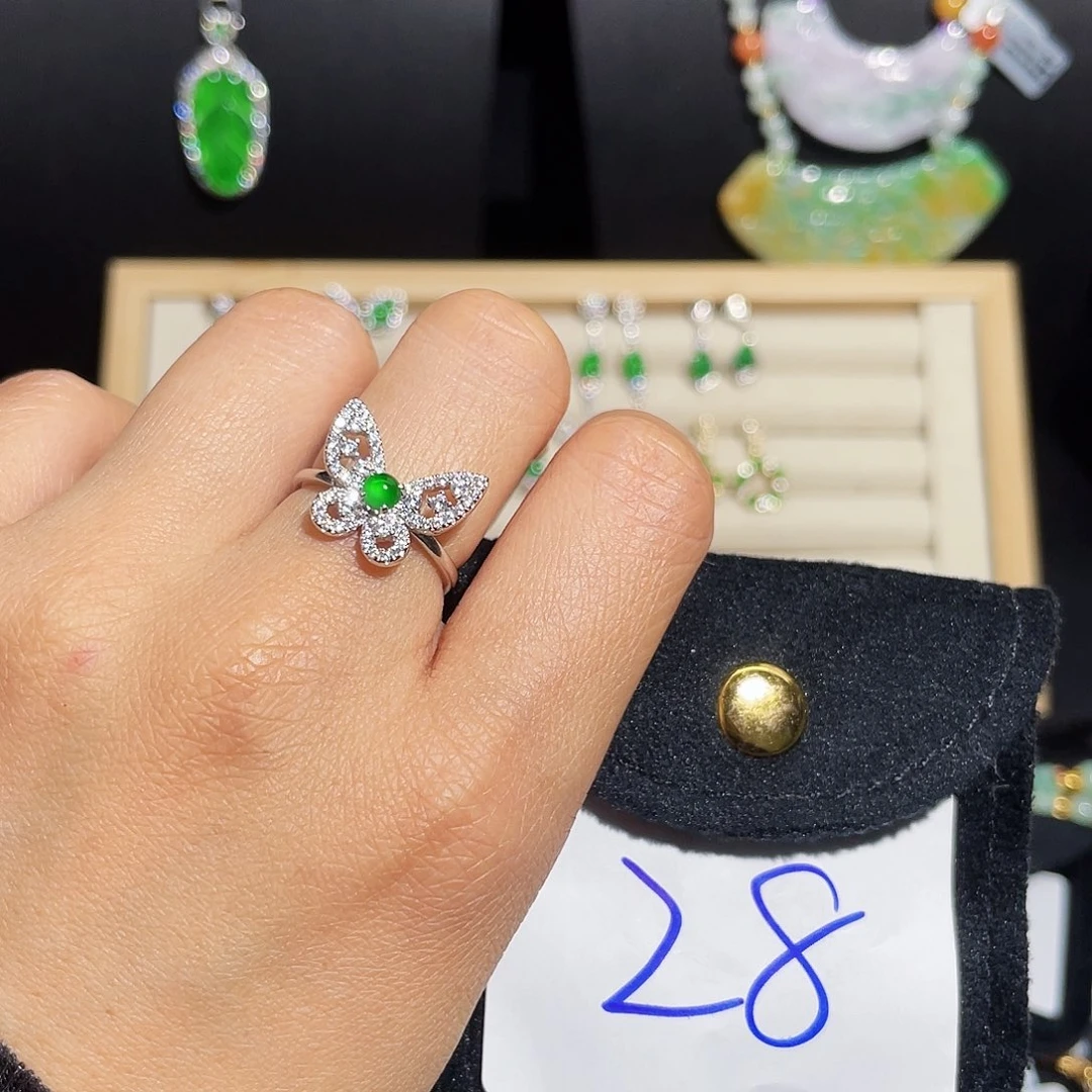 翡翠戒指银S925镶嵌蛋面