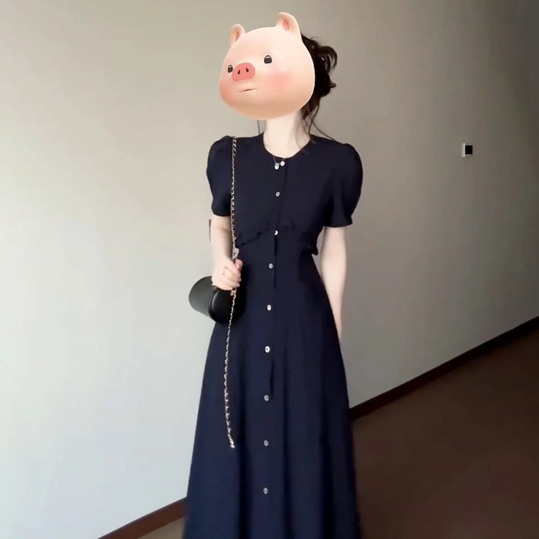 法式设计感藏蓝色连衣裙子夏季2025年新款多巴胺夏季衣服显瘦长裙