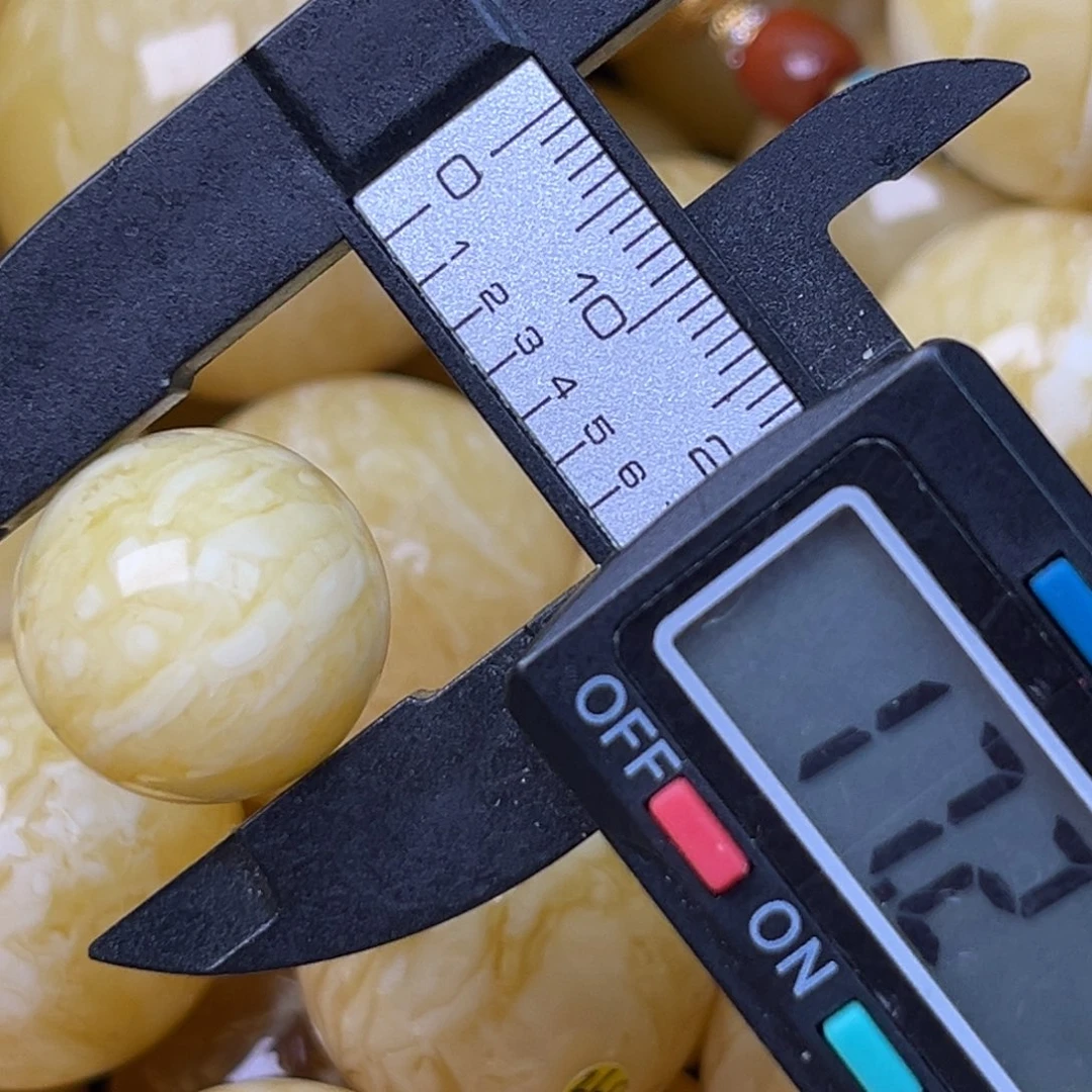 裸石蜜蜡未镶嵌！