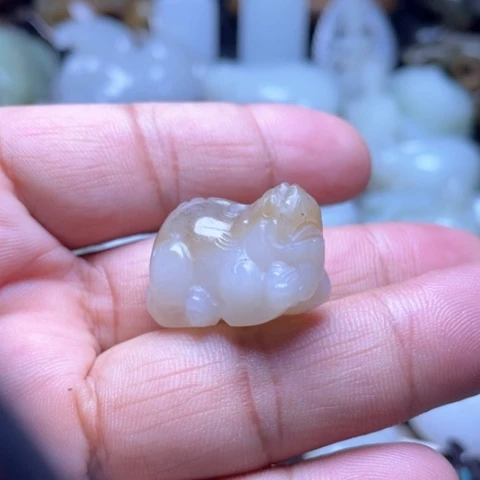 和田玉未镶嵌吊坠(不含链)