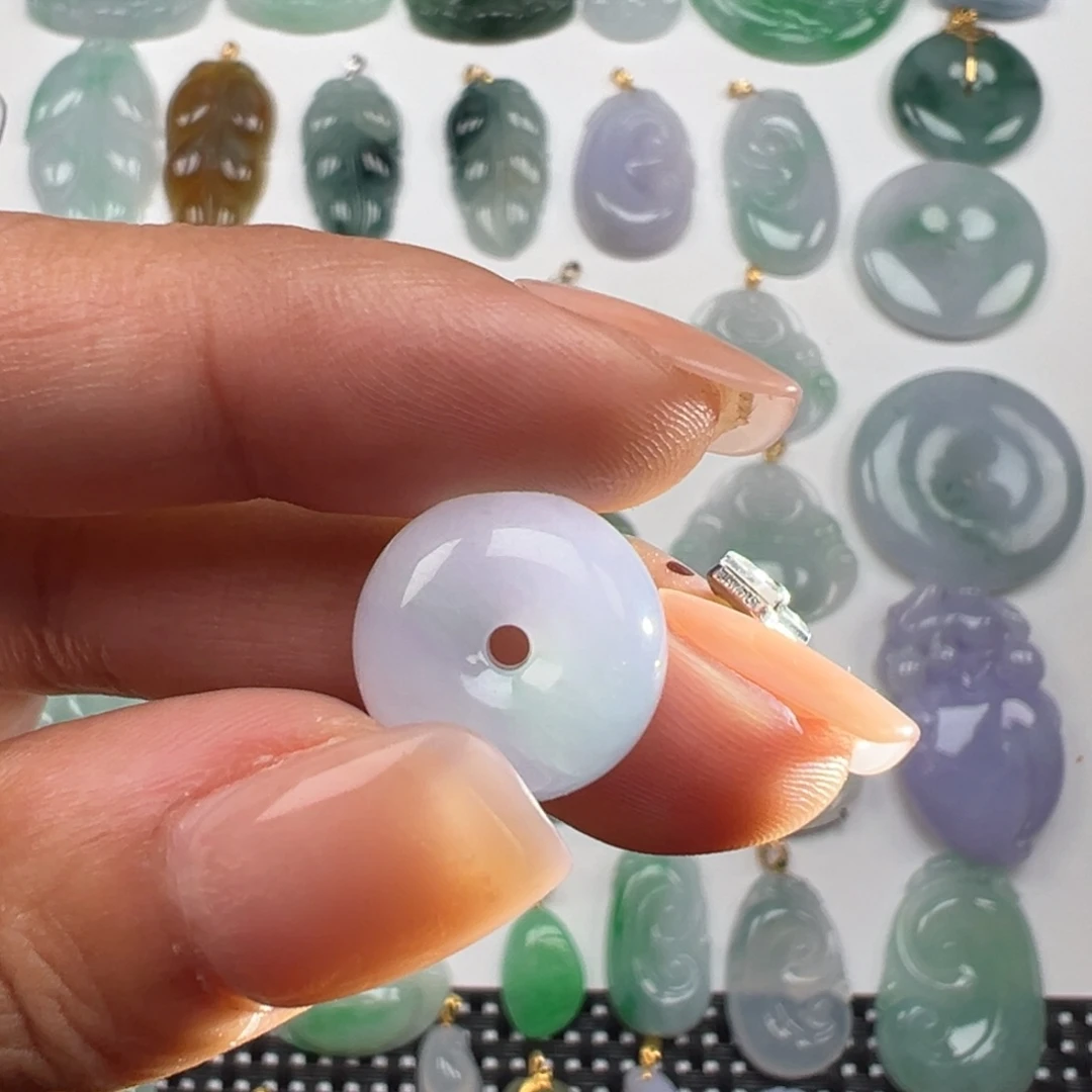 翡翠未镶嵌颈饰春彩小肉扣锁骨