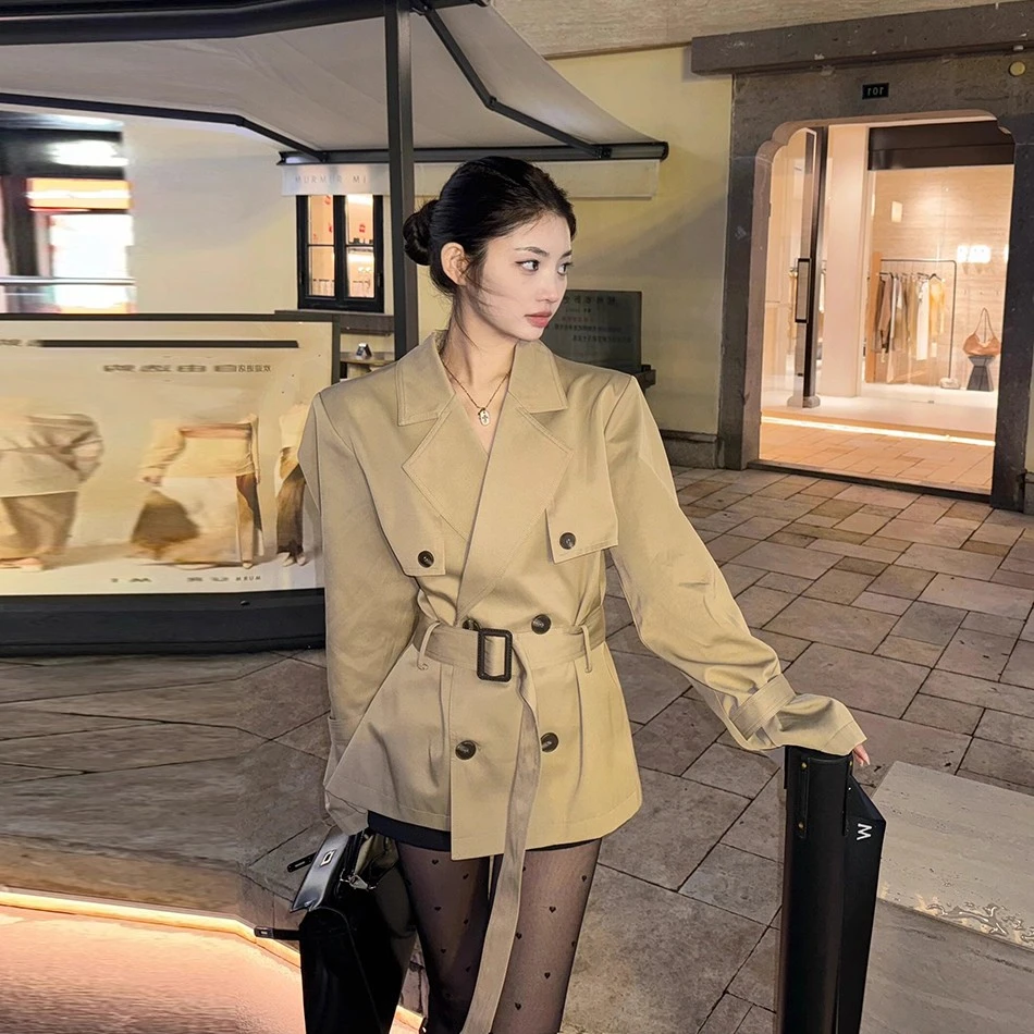 2025年流行春秋中长款简约时髦风衣女小个子时尚网红西装外套潮