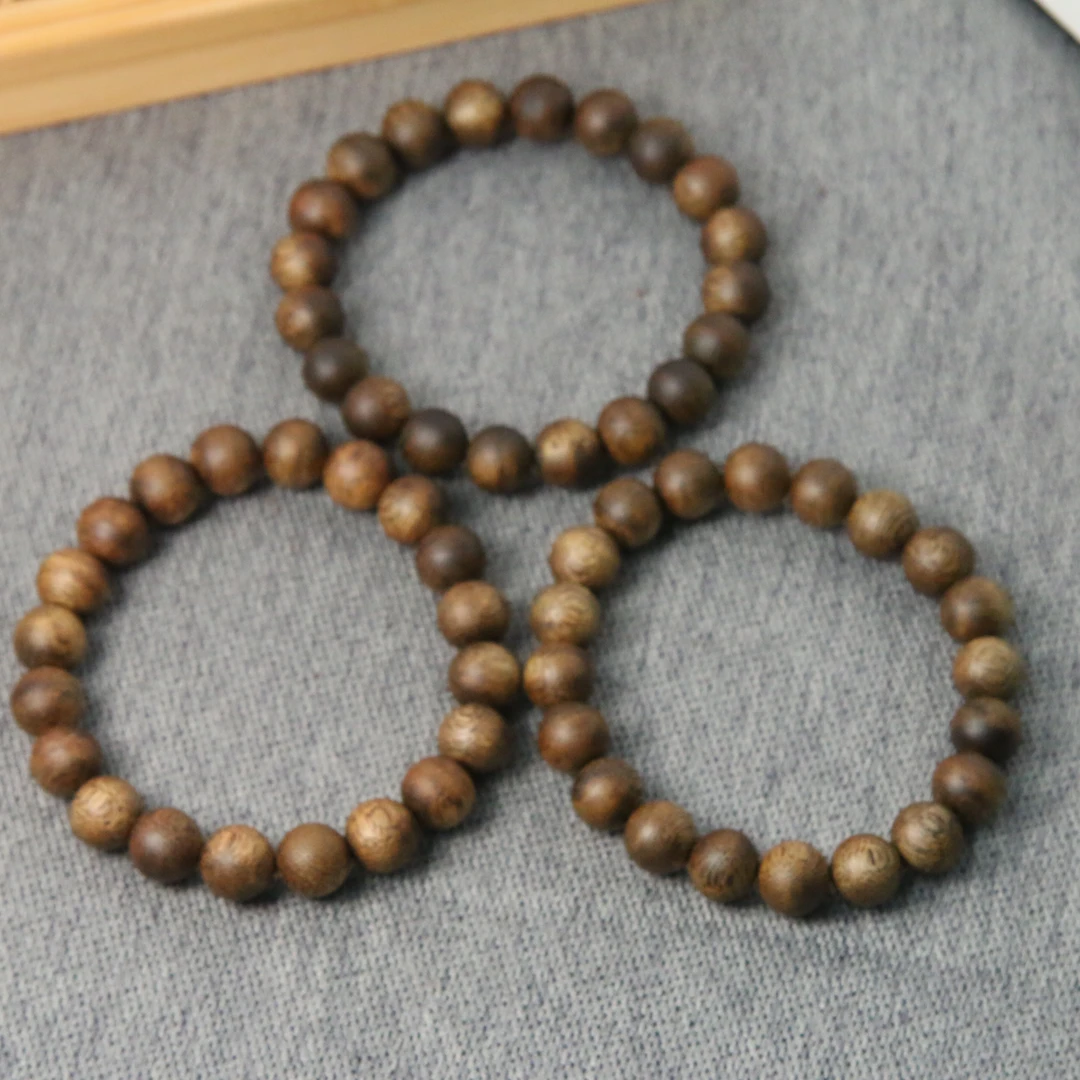 沉香【表哥专属】莺歌绿奇楠约10mm18CX2-045（多样性发货发其一）