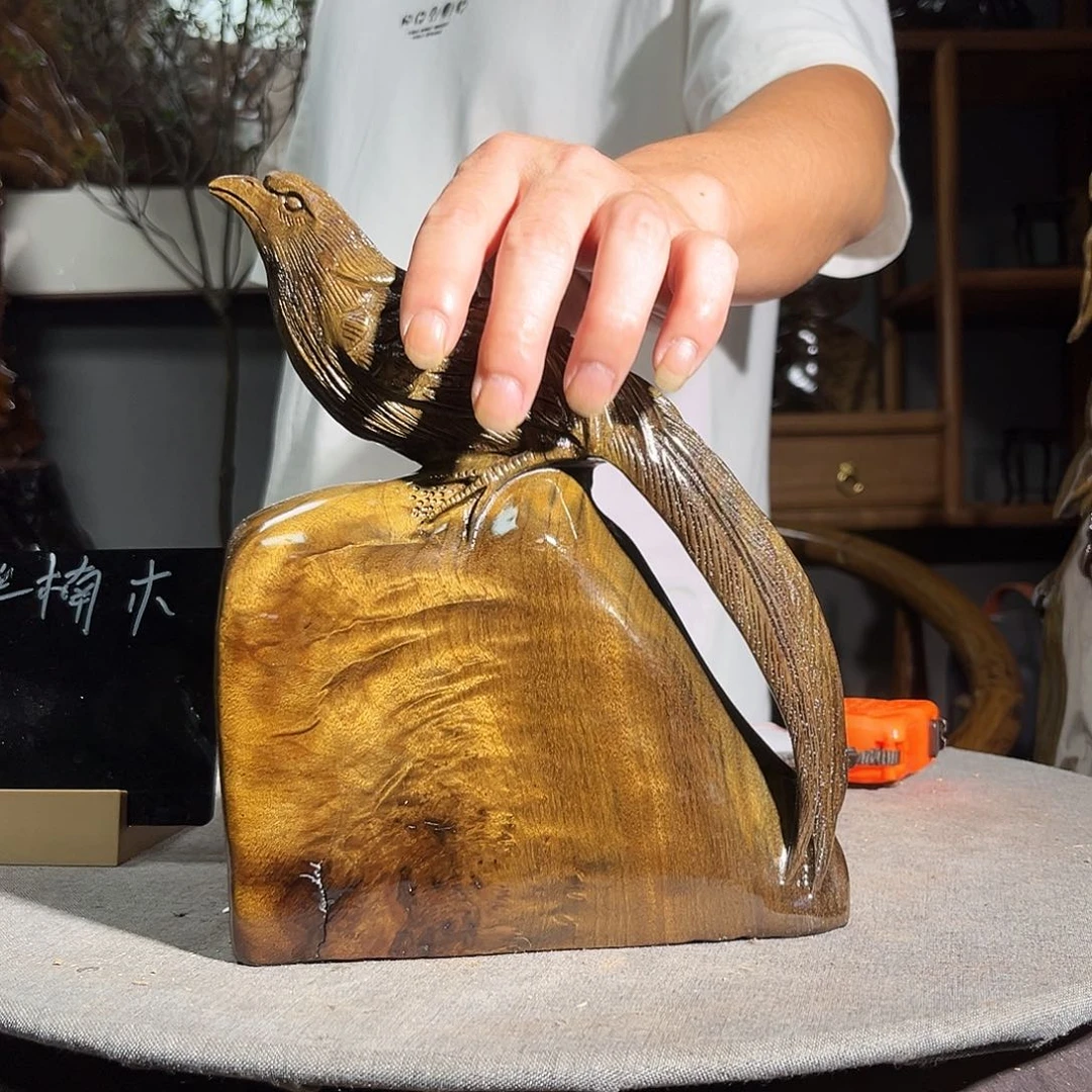 金丝楠哈**呀一图一物6678633888