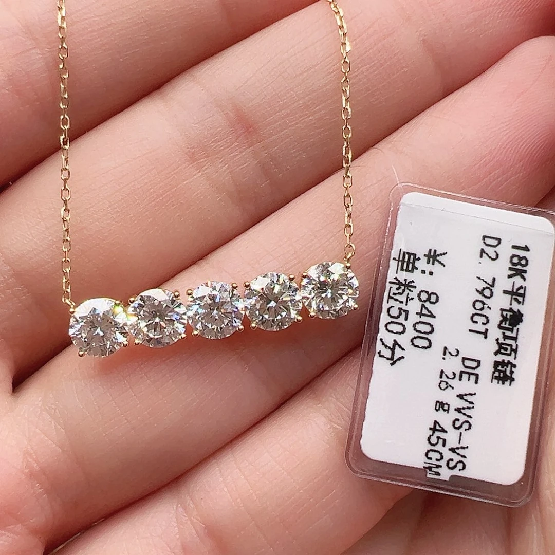 套链18K金镶嵌实验室培育钻石单颗56分，平衡木项链k黄