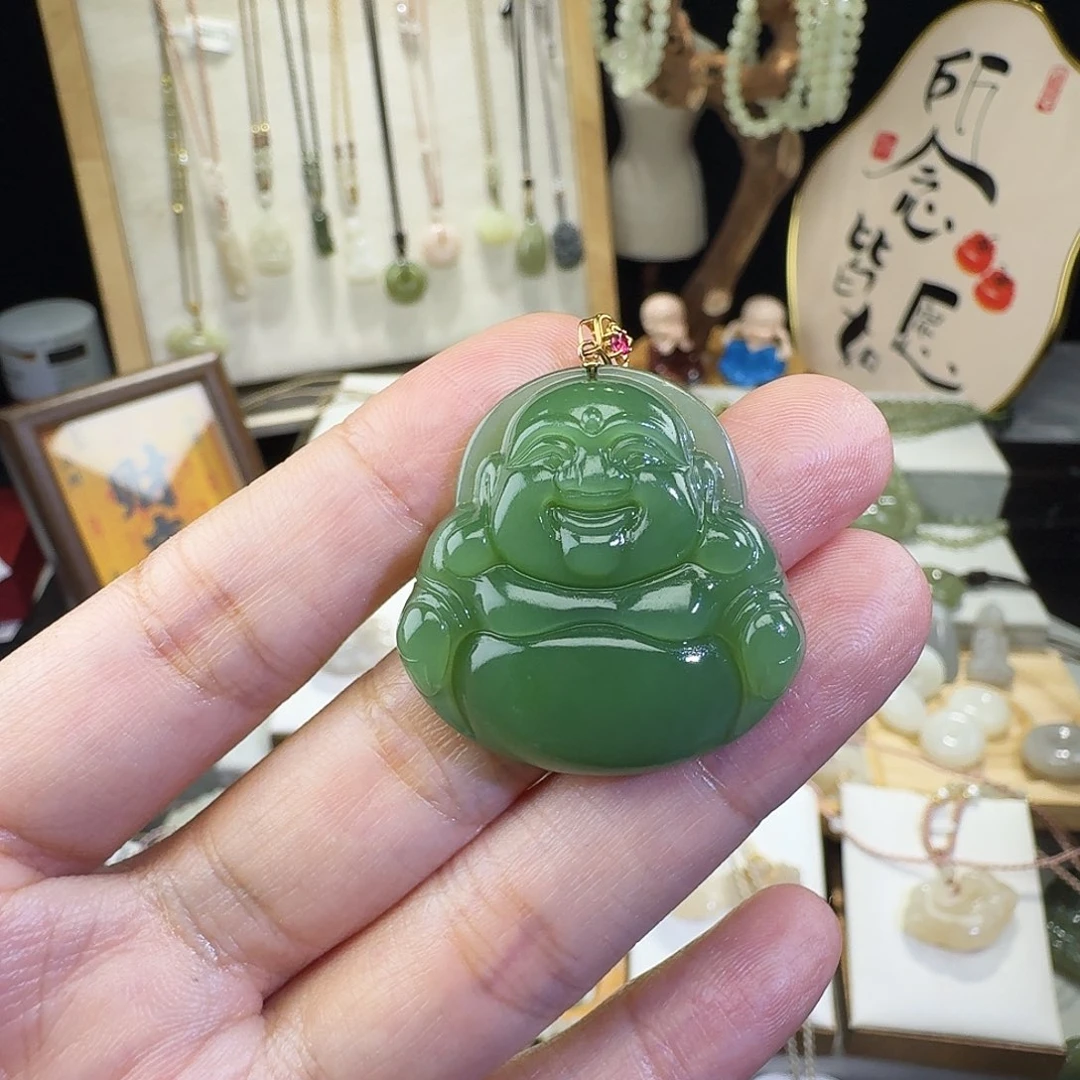 肉***妈颈饰未镶嵌和田玉