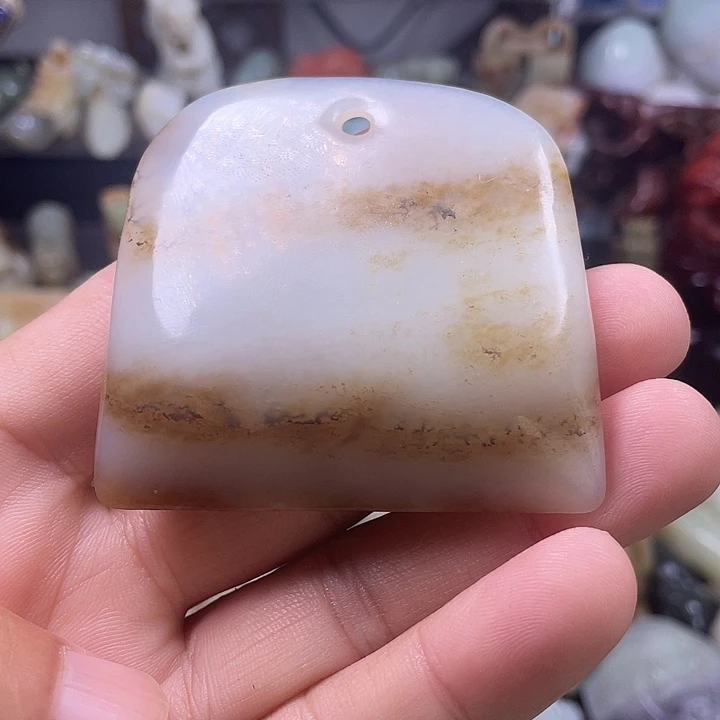 和田玉（糖玉）未镶嵌颈饰