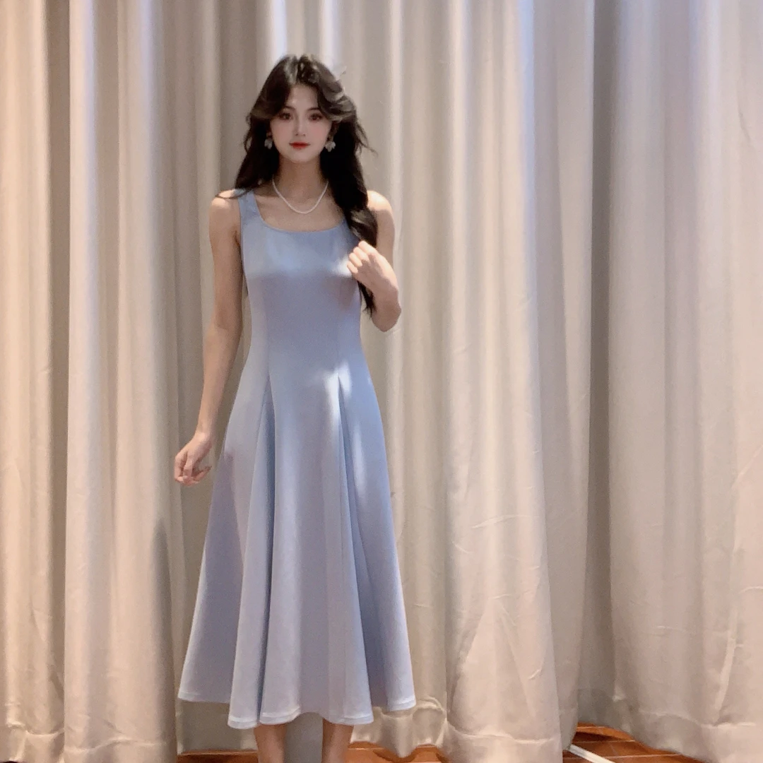 IEF/爱依服2025显瘦气质法式小众修身纯色无袖连衣裙