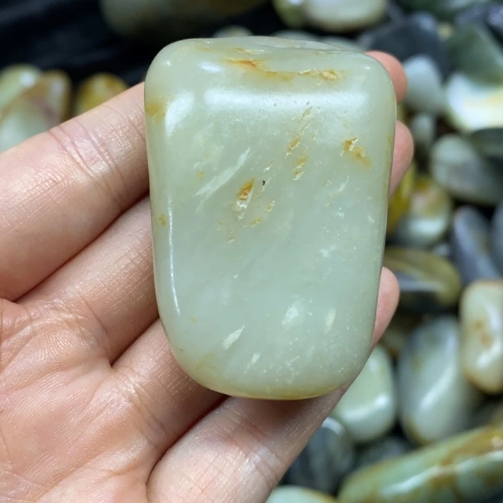未镶嵌和田玉（糖玉）挂件