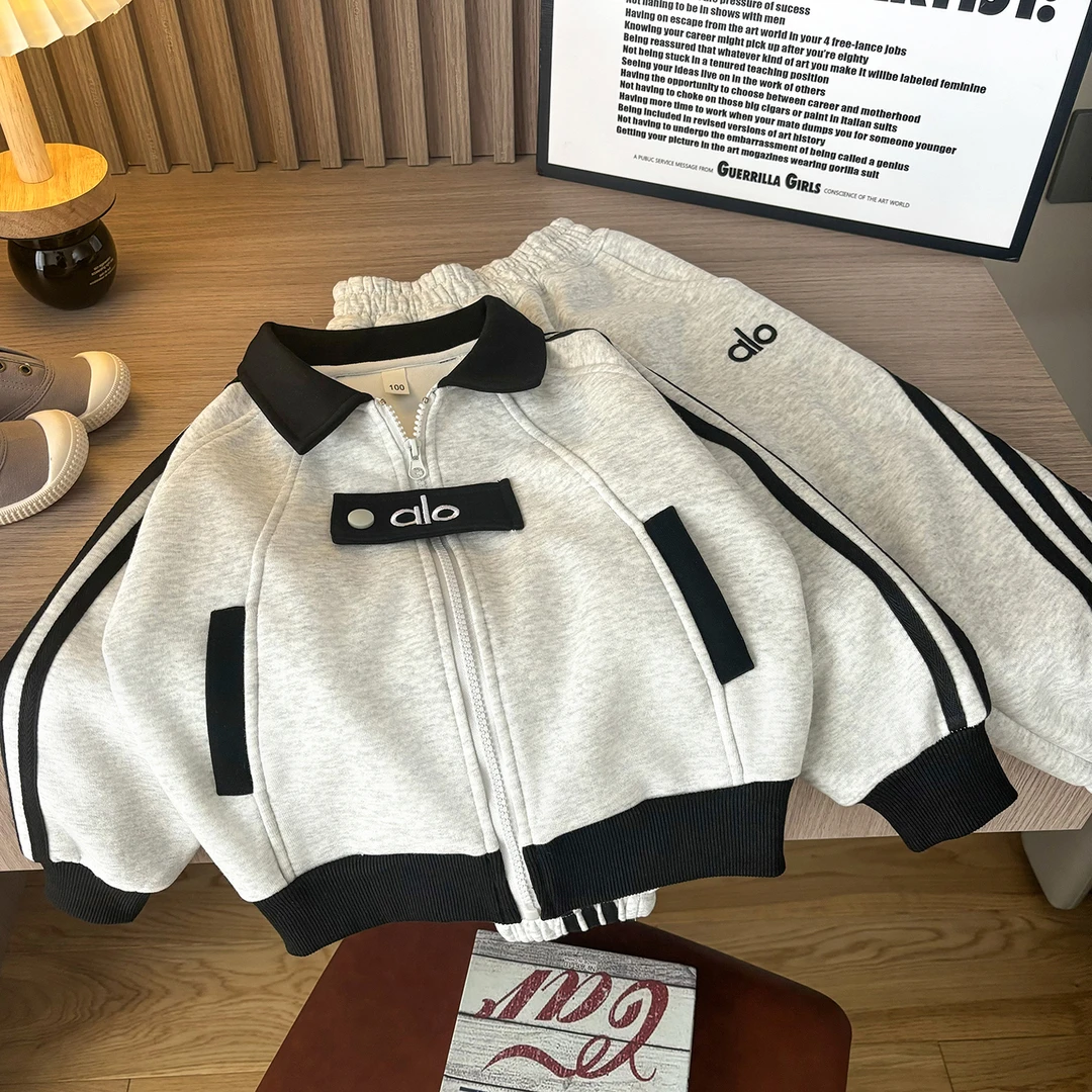 两件套新款韩版男女童个性休闲立体绣花运动卫衣套装洋气时髦潮