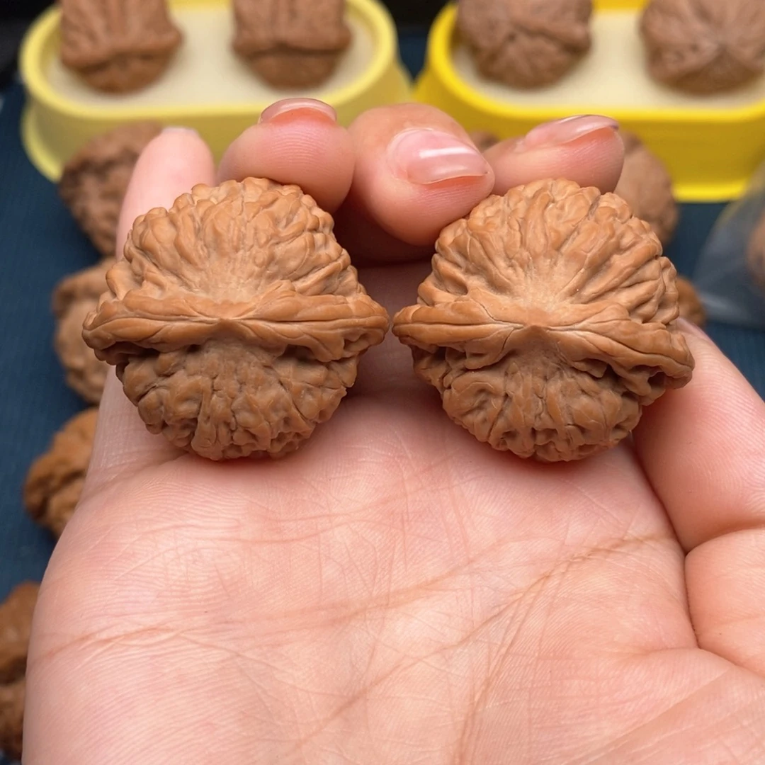 文玩核桃吊坠莲花35