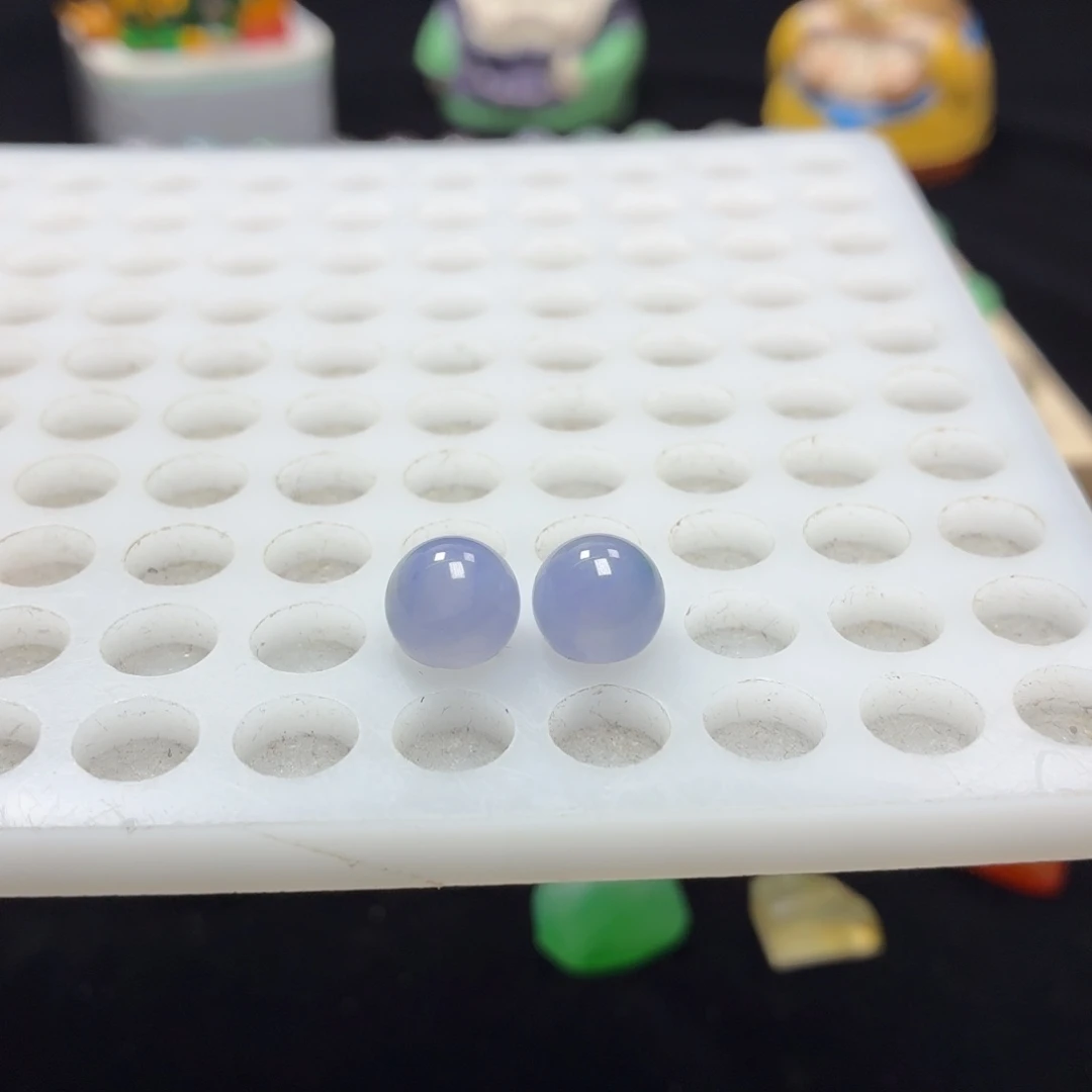 K***琳定制翡翠未镶嵌翡翠圆珠买断不鉴赏