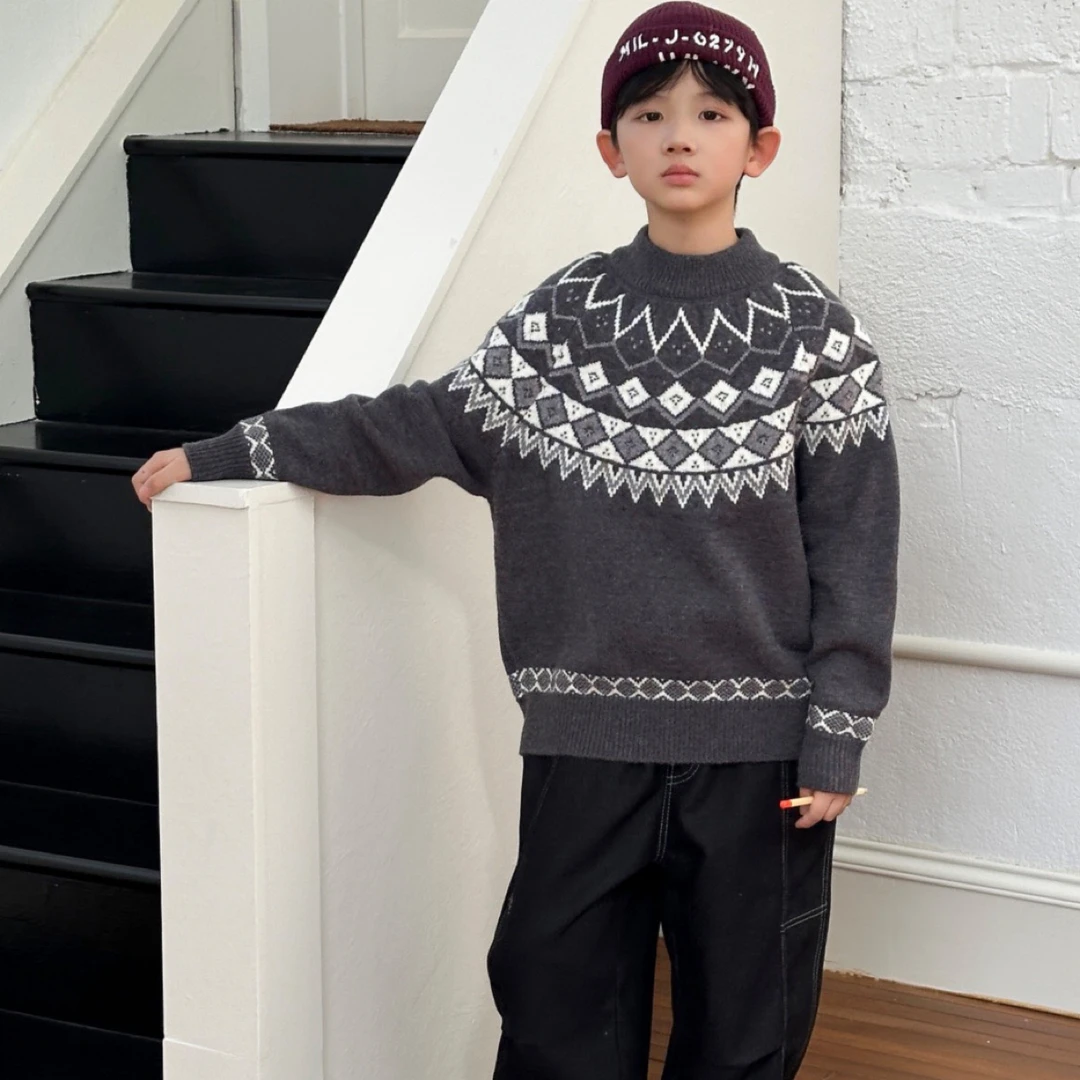 郭郭童品：递➕灰白菱格毛衣（7092）