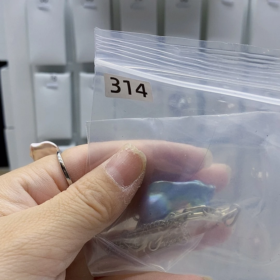 颈饰合金淡水珍珠