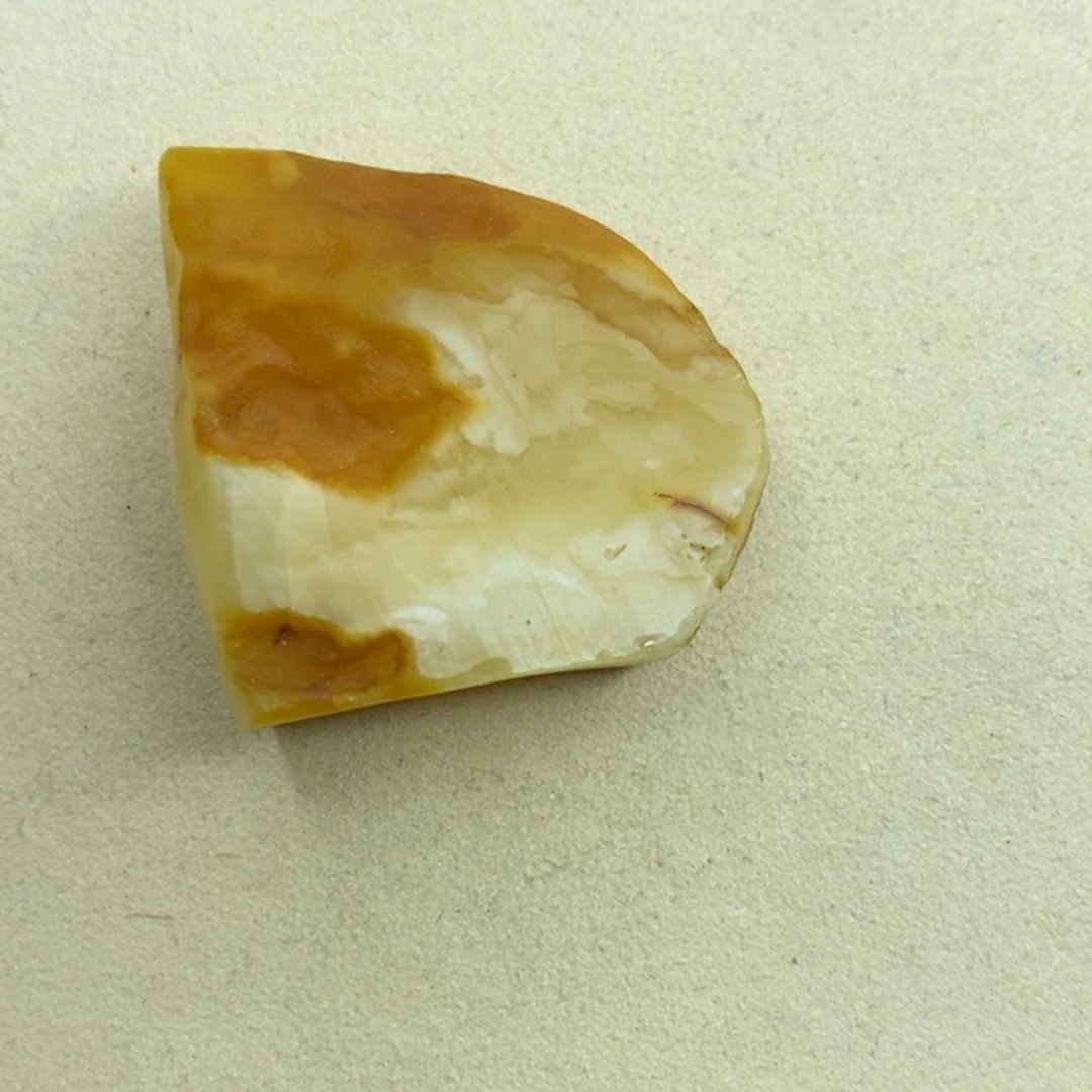 琥珀颈饰未镶嵌莱*梨