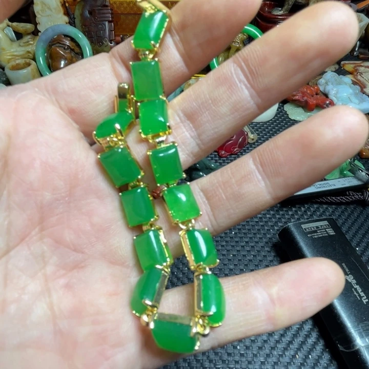 滴血莲花菩提手串