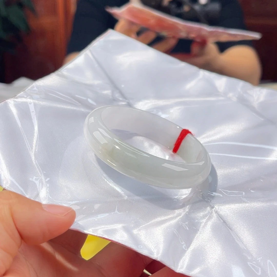 翡翠未镶嵌手镯54.8无大纹裂48小时鉴赏打灯微瑕一处细细石纹棉点