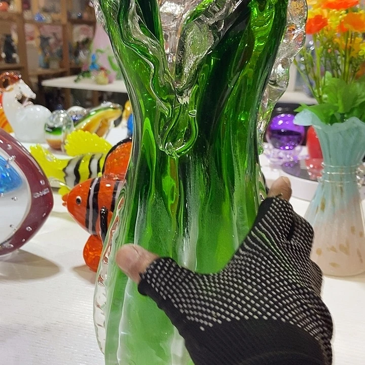 高度33厘米琉璃百财花瓶