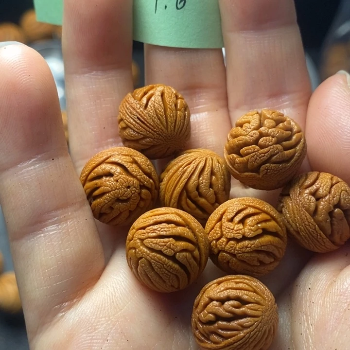 桃核吊坠秦岭山野生桃核