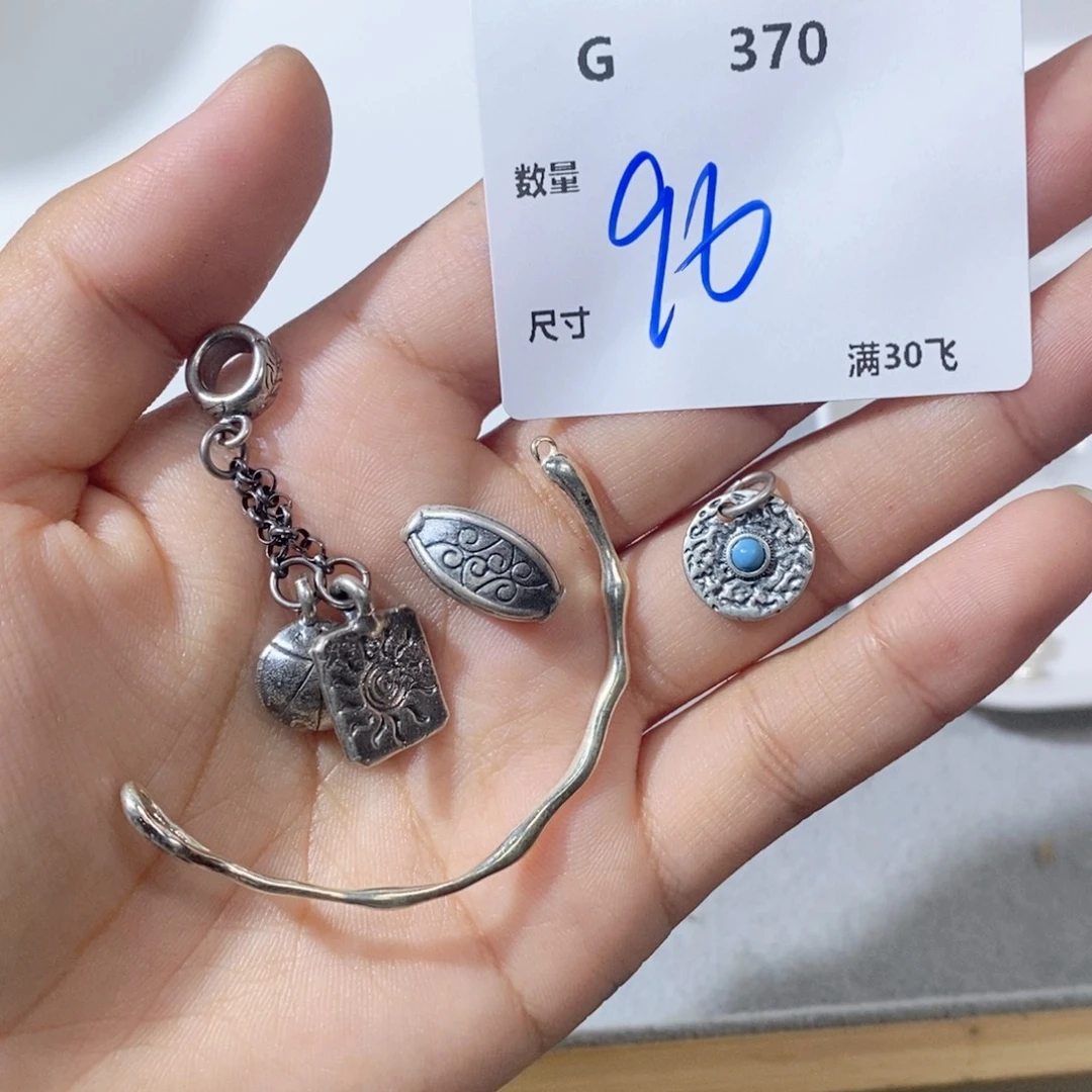 搜***西颈饰银S925镶嵌水晶G370