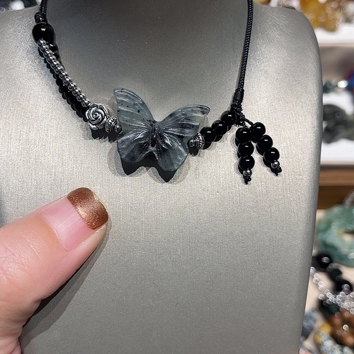 蛇纹石玉合金颈饰