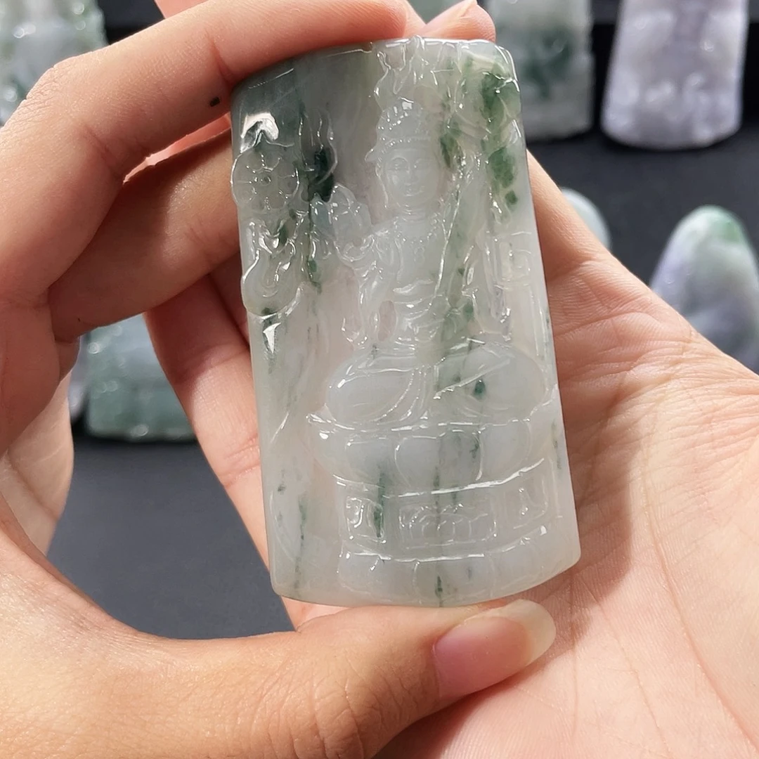 翡翠未镶嵌颈饰翡翠