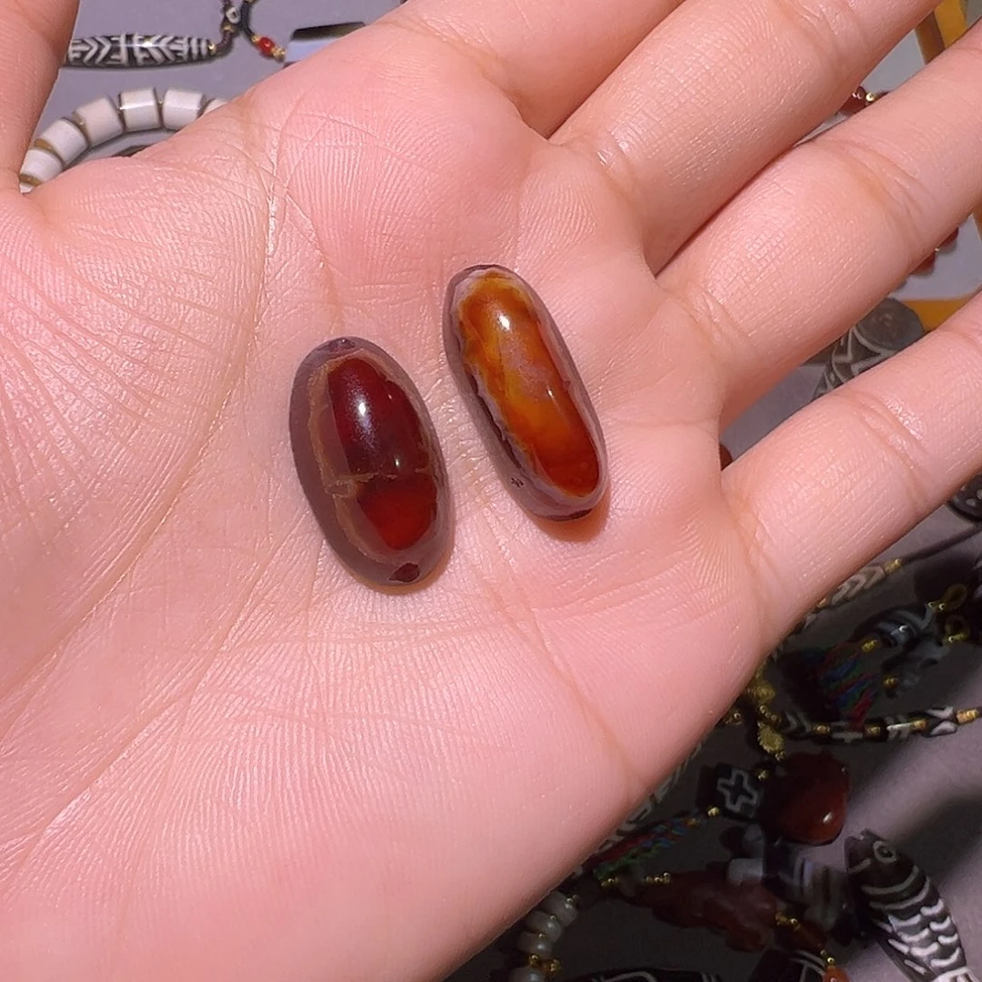 吉***柳树脂制品熔岩板珠