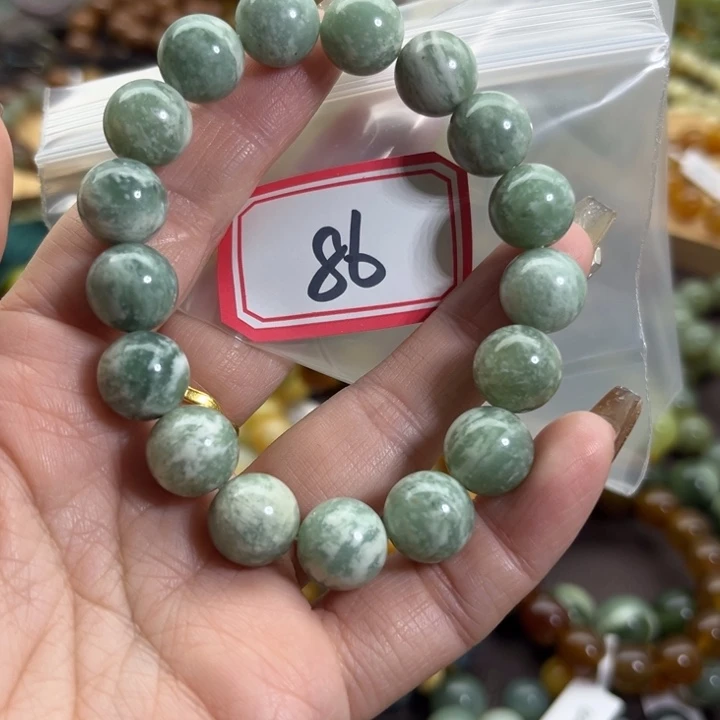 蛇纹石玉未镶嵌手链