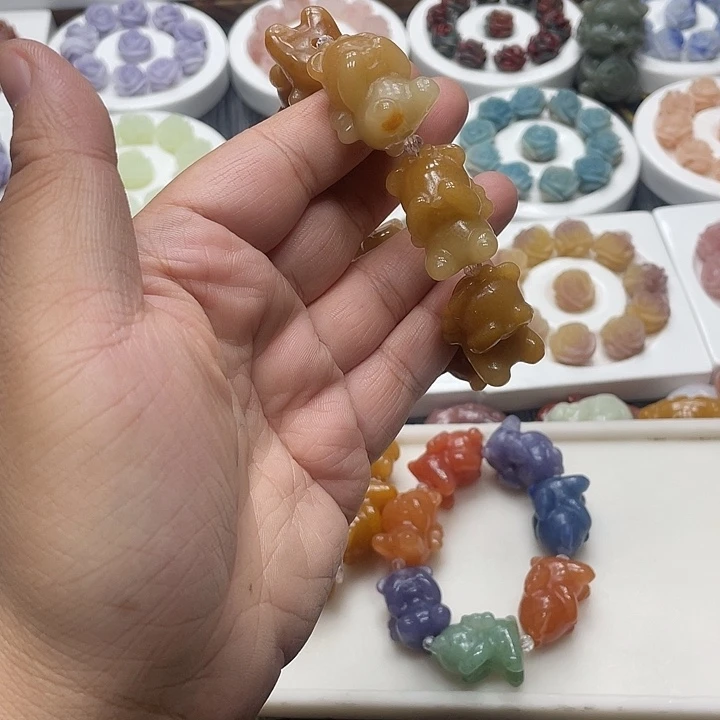 石英质玉（非洲翠）合金手串