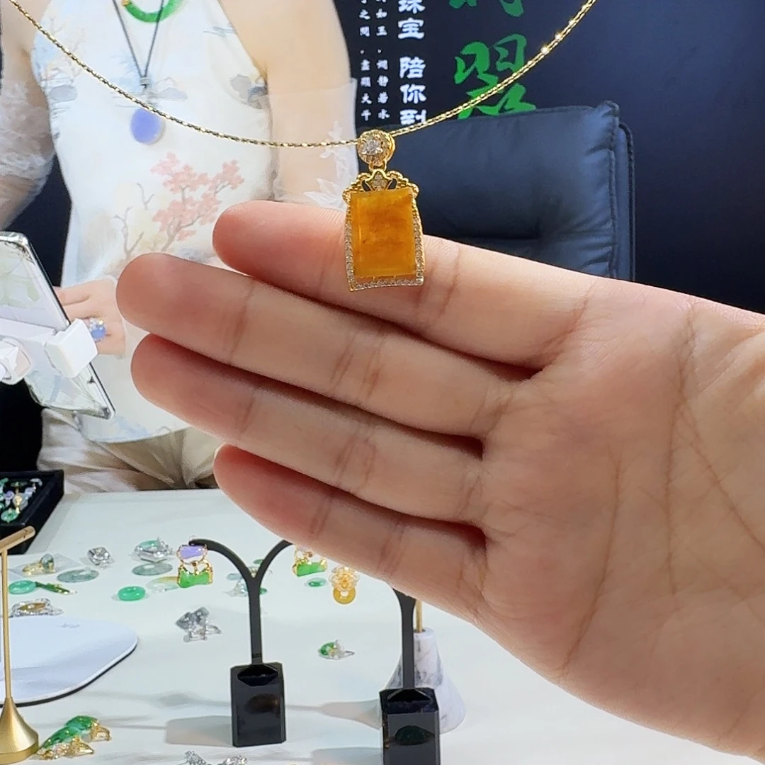 翡翠银S925镶嵌吊坠(赠链)925镶嵌赠银项圈