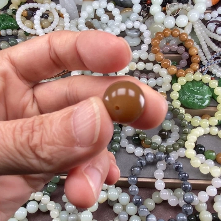 用***7和田玉未镶嵌挂件