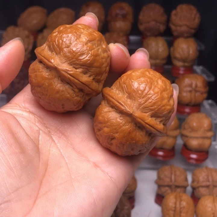 文玩核桃吊坠2玉罗汉元宝