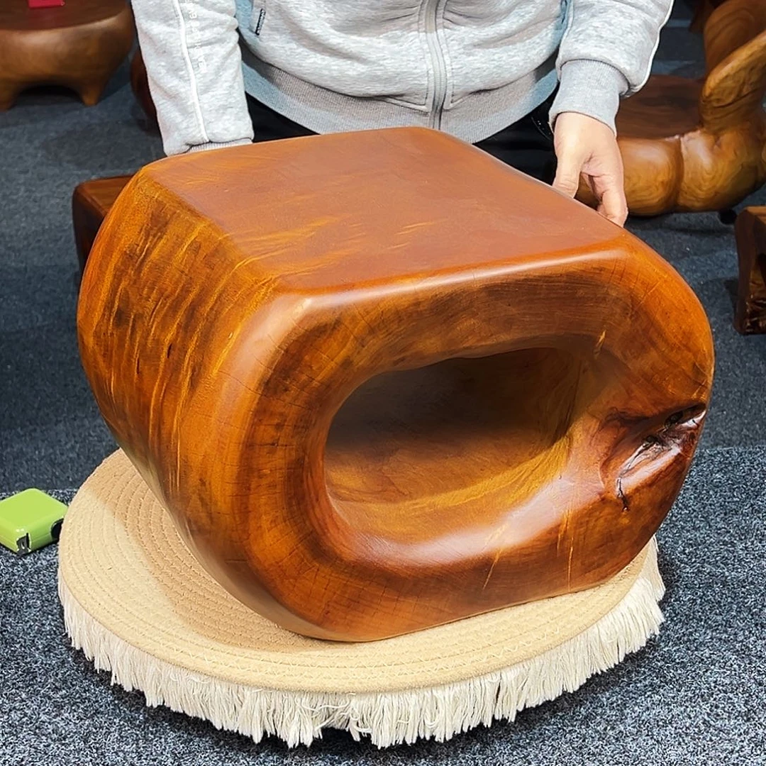 16 号香樟木尺寸：37-30-25cm