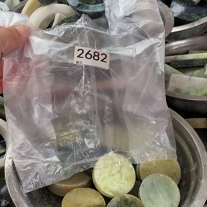 简***人蛇纹石玉未镶嵌手镯